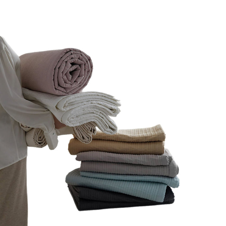 Lightweight Quilted Bedspread and Matching Pillow Sham Set