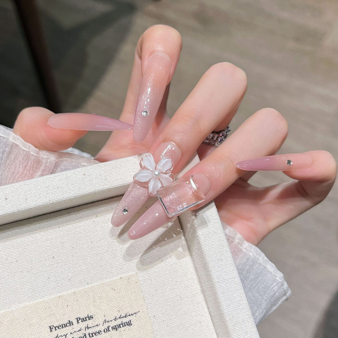 Artistic Decorative Press-On Nails Stornfield