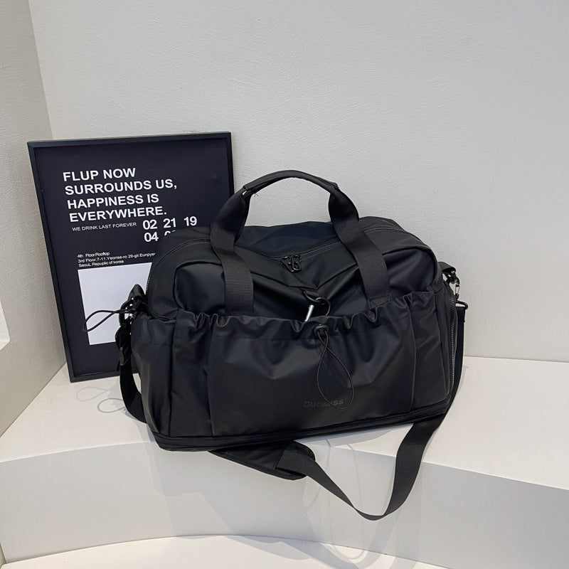 Versatile Multi-Pocket Travel Duffel