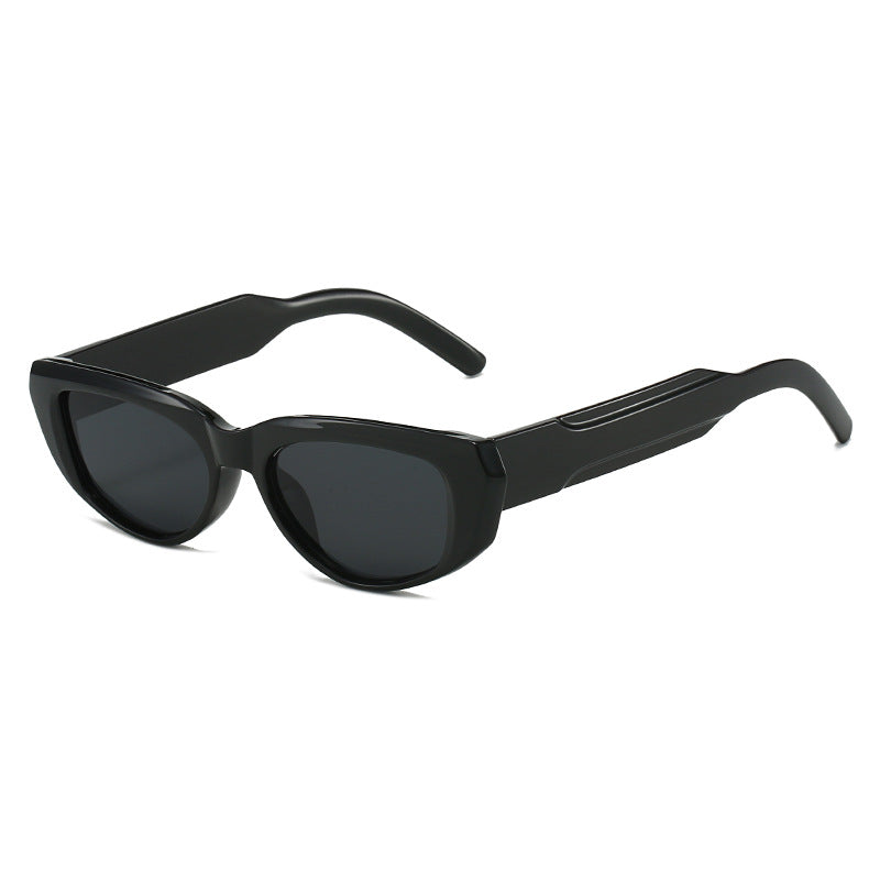 Women's fashionable cat-eye sunglasses with extravagant silhouette Stornfield