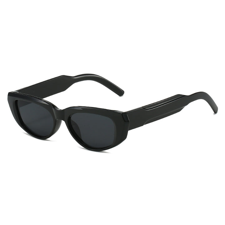 Women's fashionable cat-eye sunglasses with extravagant silhouette Stornfield