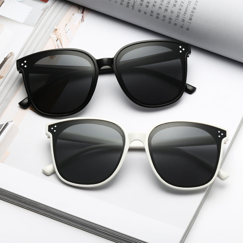 Fashion-Forward Oversized Butterfly Sunglasses Stornfield