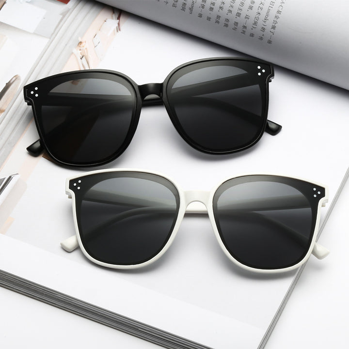 Fashion-Forward Oversized Butterfly Sunglasses Stornfield