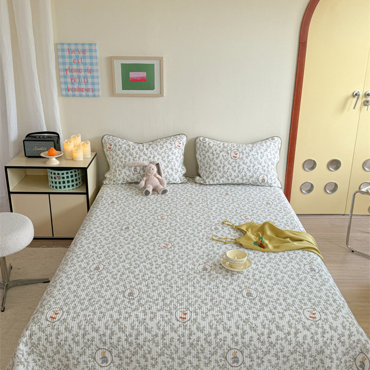 Lightweight Cotton Kantha-Style Reversible Coverlet and Piped Pillow Sham Set