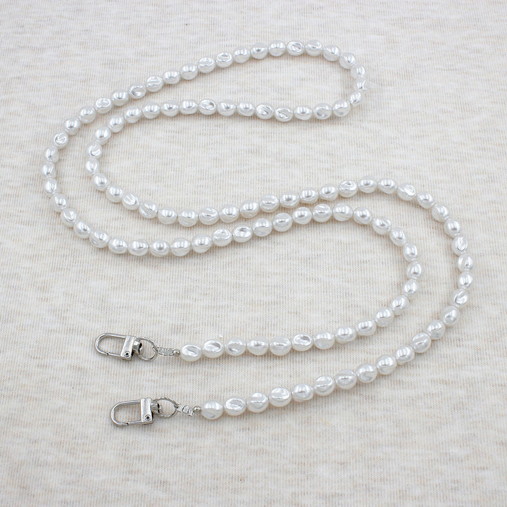 Elegant Pearl Eyewear Chain Stornfield