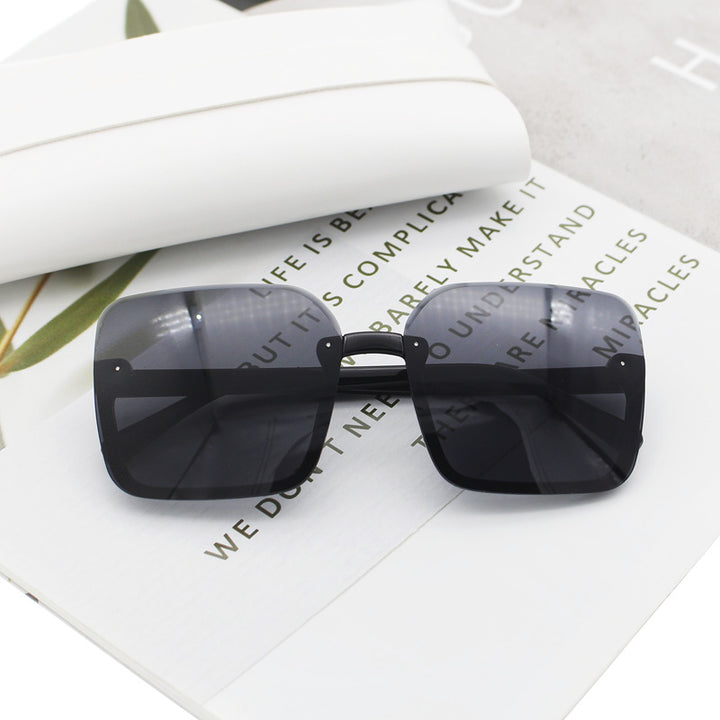 Women’s square sunglasses with extravagant leopard pattern Stornfield