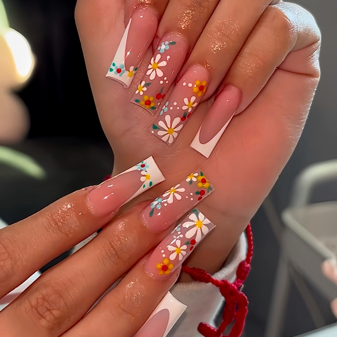 Floral Design Press-On Nail Art Stornfield