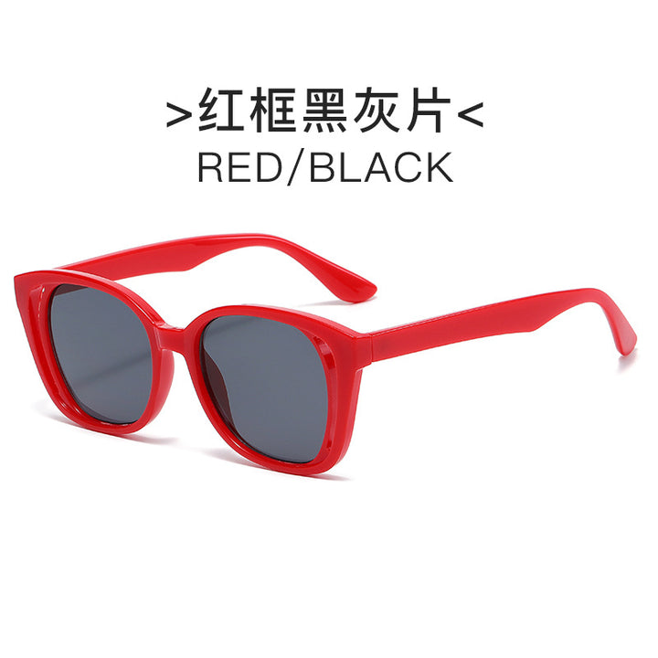 Women's Cat-Eye Sunglasses in Modern Design Stornfield