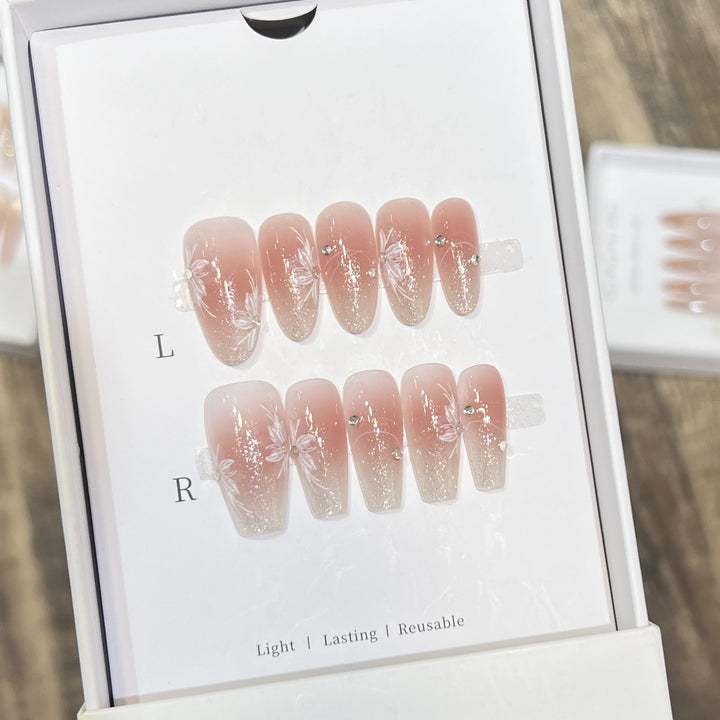 Elegant Floral-Inspired Press-On Nail Set Stornfield