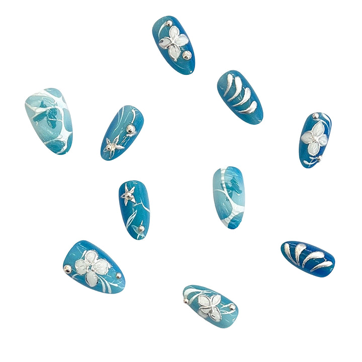 Artistic Floral-Patterned Press-On Nail Set Stornfield
