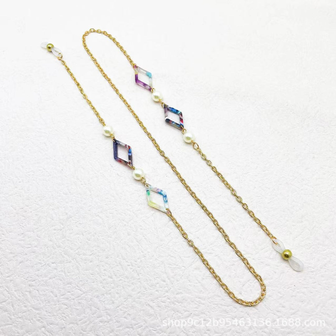 Elegant Geometric Necklace Stornfield