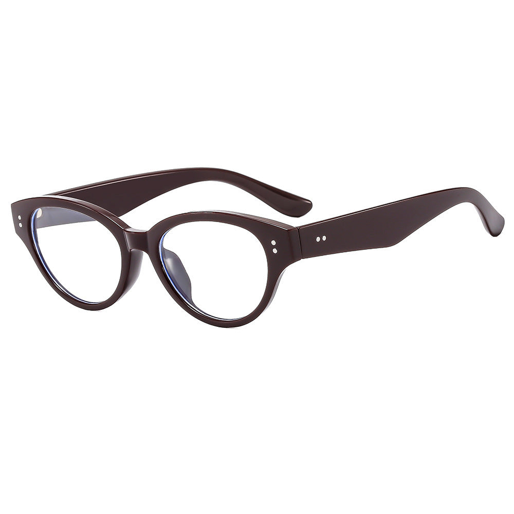 Retro-Inspired Luxurious Cat-Eye Sunglasses Stornfield