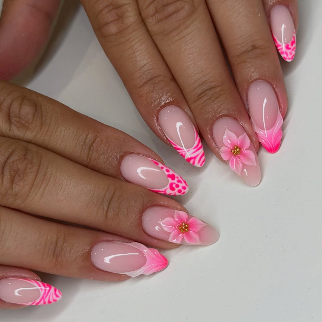 Artistic Floral-Designed Press-On Nails Stornfield