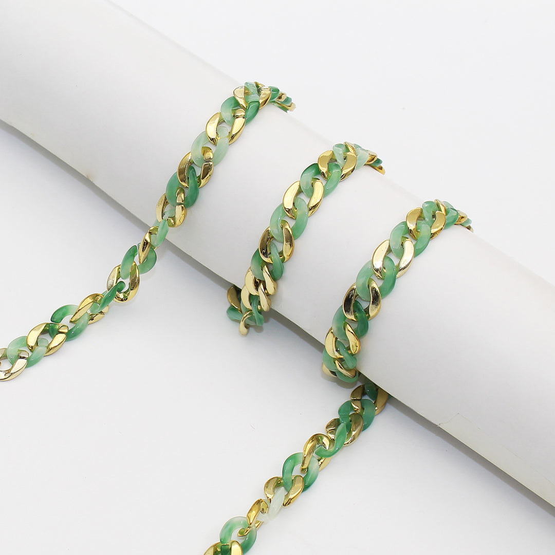 Stylish Chain Eyewear Holder Stornfield
