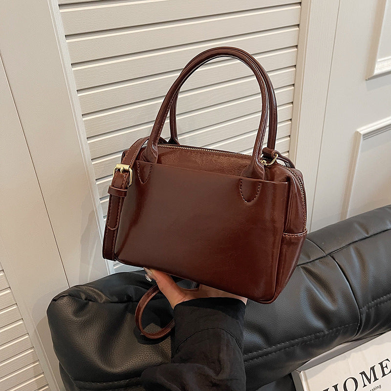 Luxurious Structured Leather Handbag Stornfield