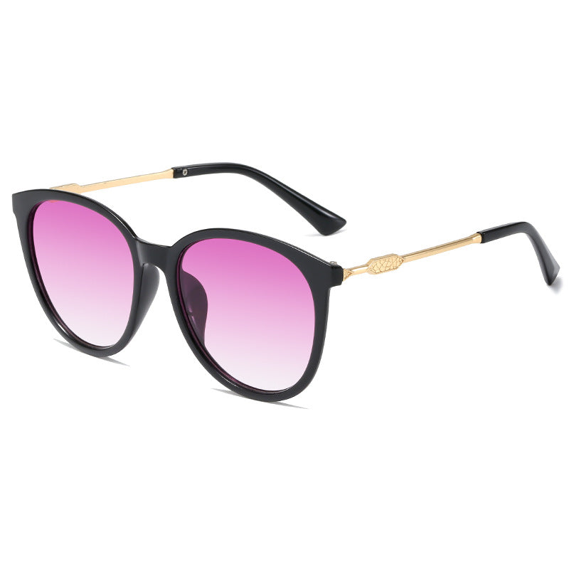 Women's Fashion Cat-Eye Sunglasses with Mirrored Lenses Stornfield