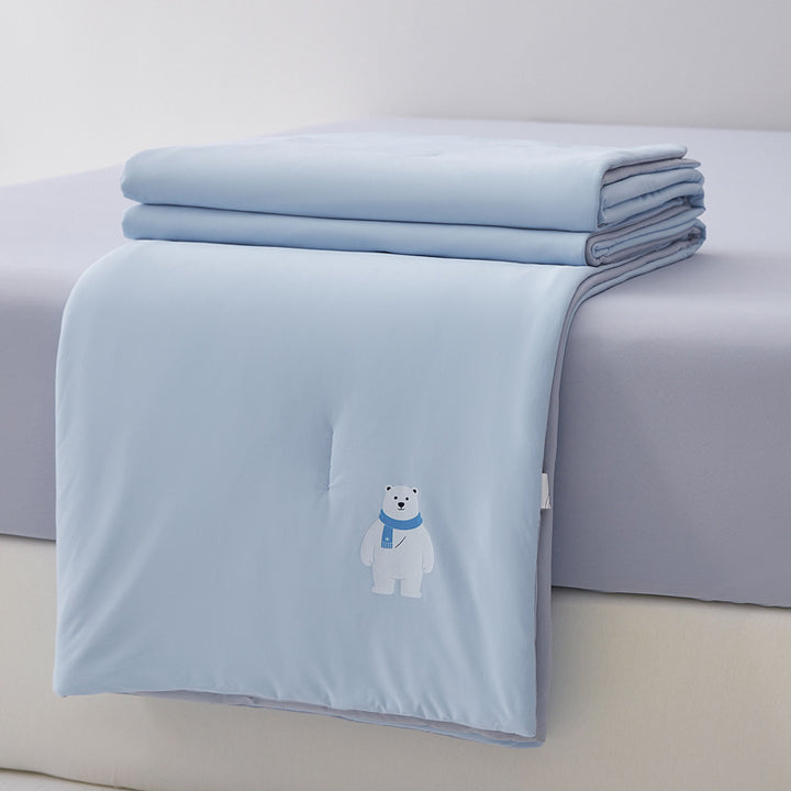 Microfiber duvet set with breathable hypoallergenic filling and pillowcases