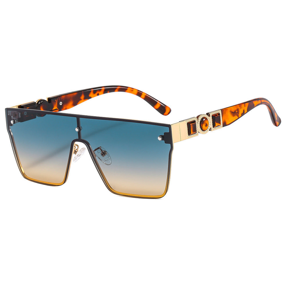 Women's oversized transparent sunglasses with fashionable frame Stornfield