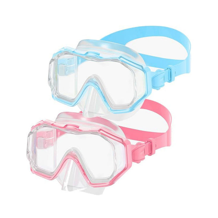 Diving mask with special field of vision and anti-fog technology Stornfield