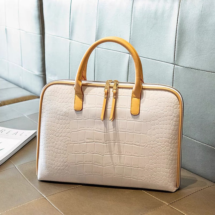 Elegant Handbag in Crocodile Look Stornfield