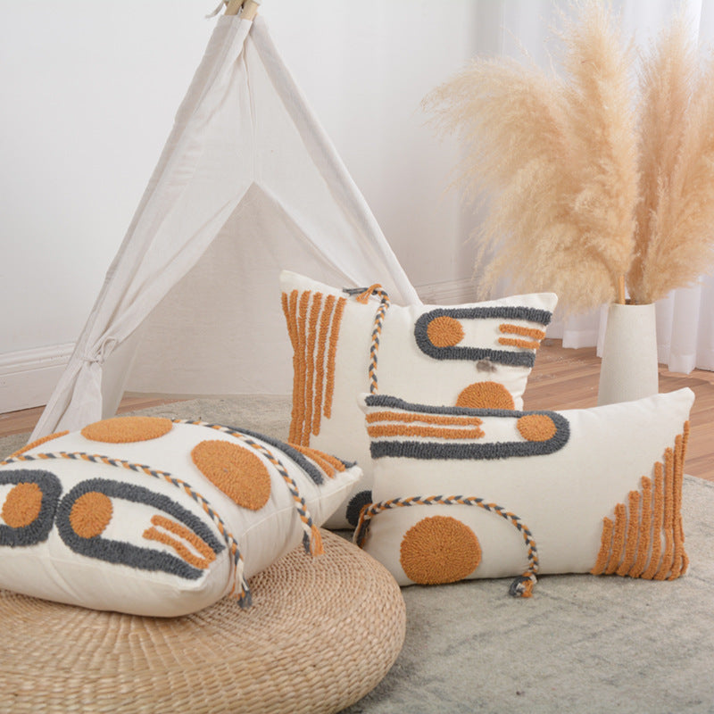 Geometric Pattern Decorative Cushion