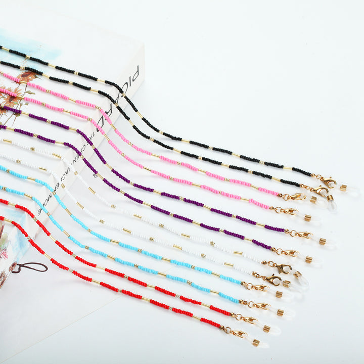 Chains-Necklace Made of Fine Pearls and Golden Accents Stornfield