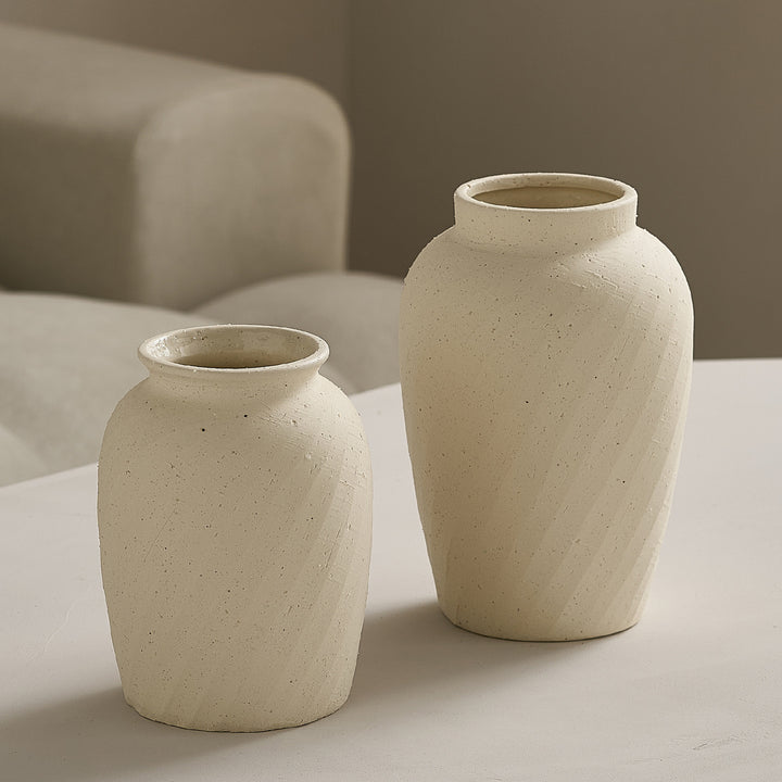 Elegant and modern ceramic vase Stornfield