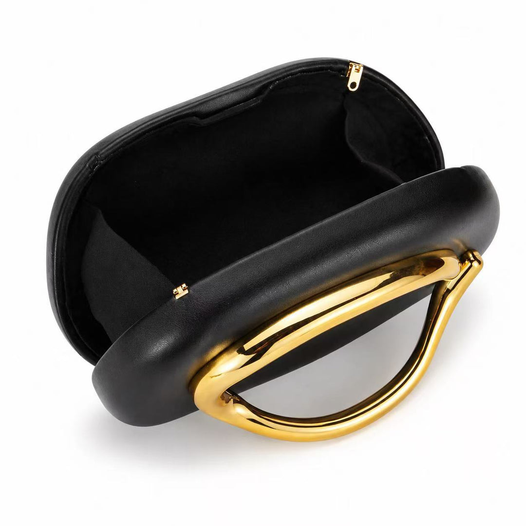 Elegant Shell-Shaped Handbag