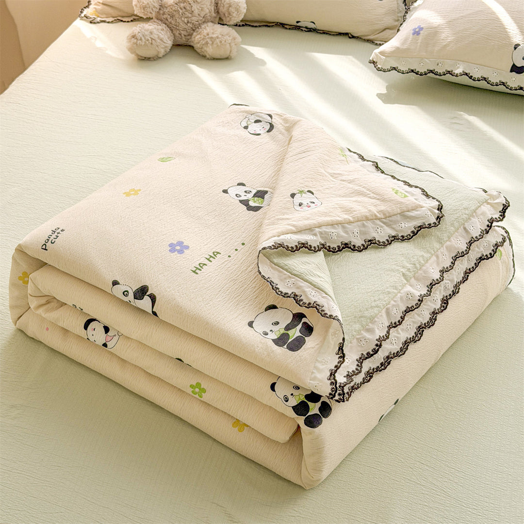 Flower Patterned Quilted Bedspread Set