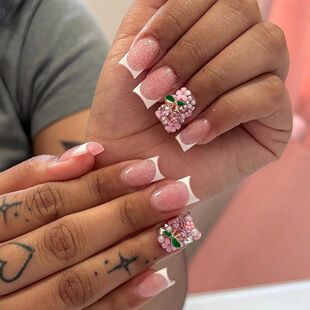 Creative 3D Bow and Pearl Nail Extensions Stornfield