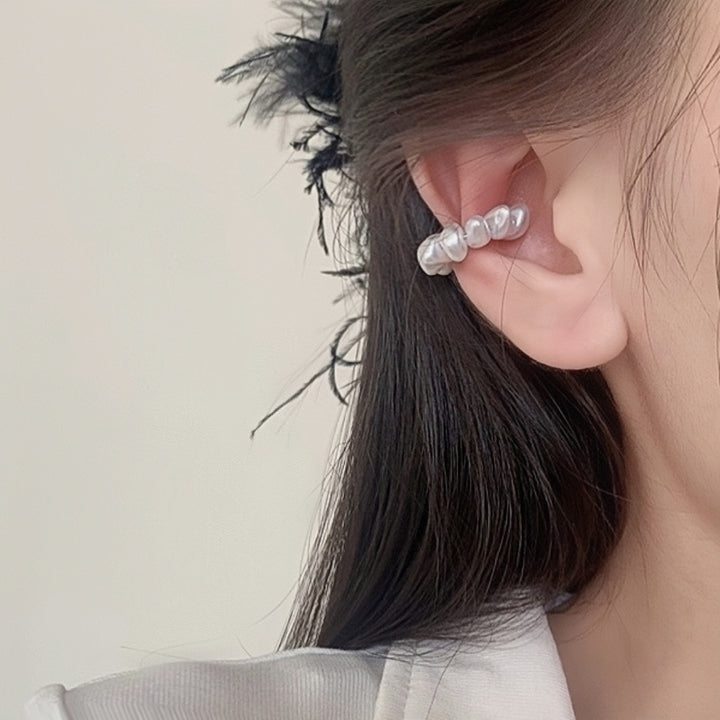 Noble earrings with pearl design Stornfield