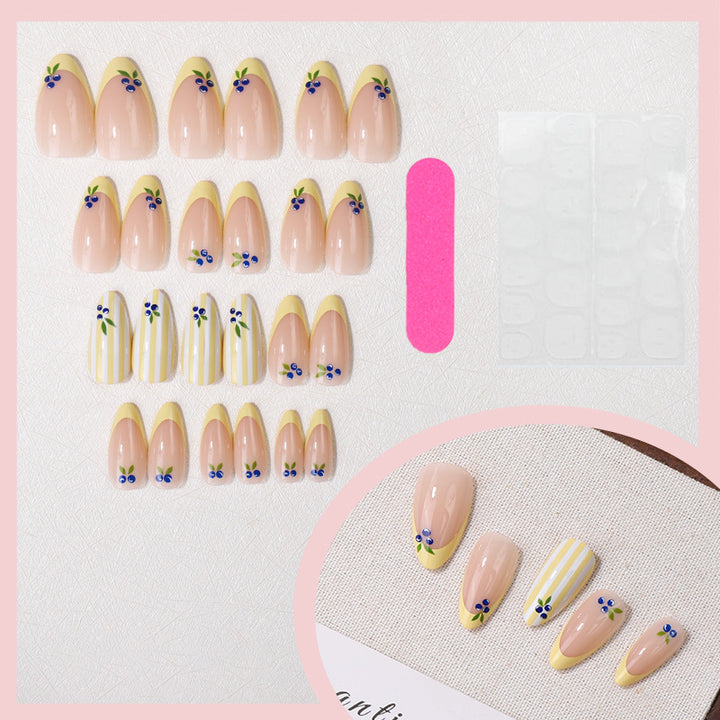 Decorative Press-On Nail Set Stornfield