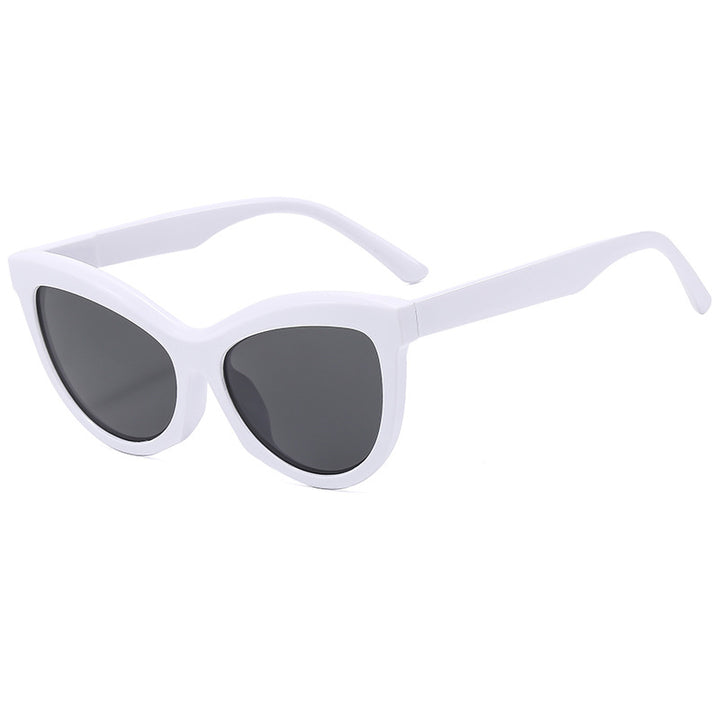 Women's fashionable sunglasses in elegant Cat-Eye style Stornfield