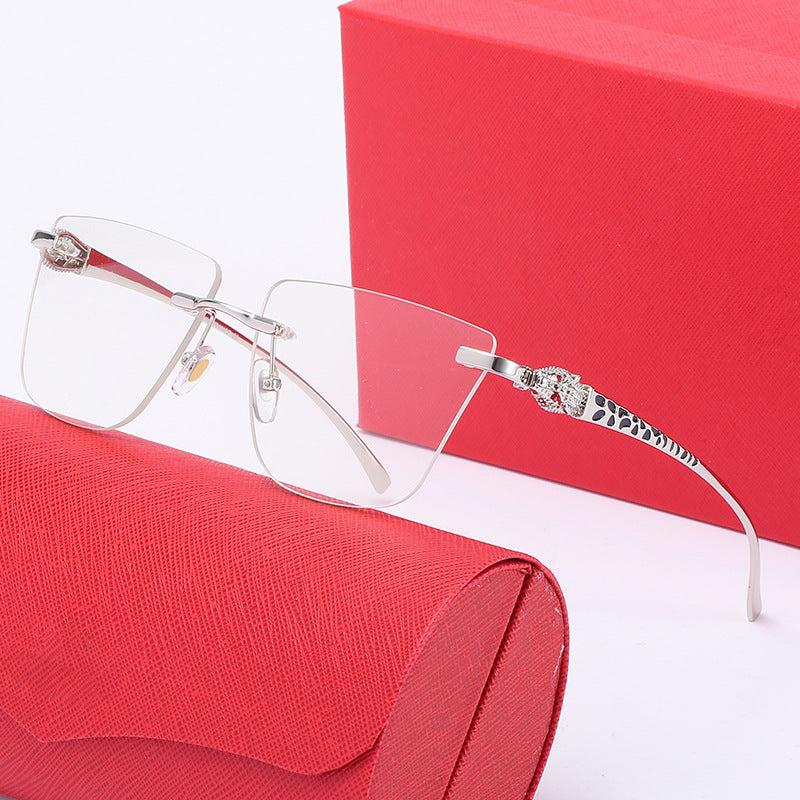 Women's Geometric Sunglasses with Elegant Gold-Colored Detail Stornfield