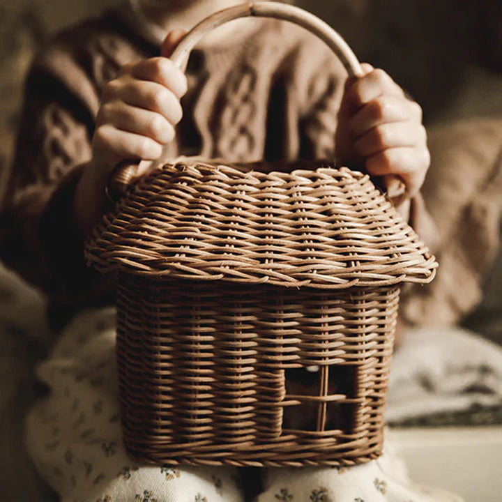 Playful storage basket in house design Stornfield