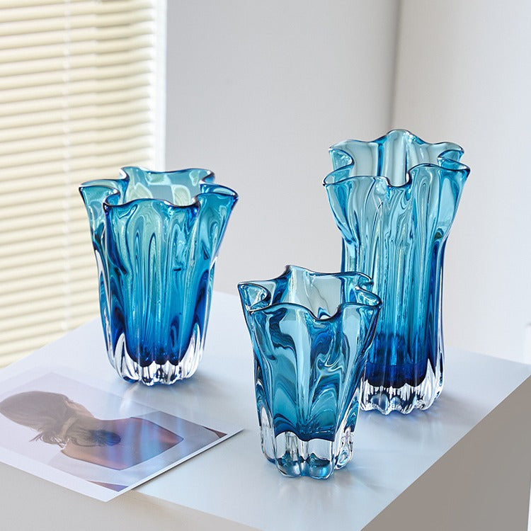 Handblown Ribbed Petal-Rim Decorative Glass Centerpiece Vase Stornfield