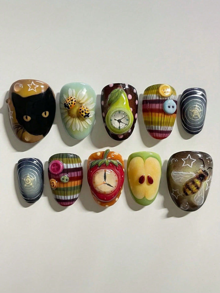 Artistic Ocean-Themed Press-On Nail Art Stornfield