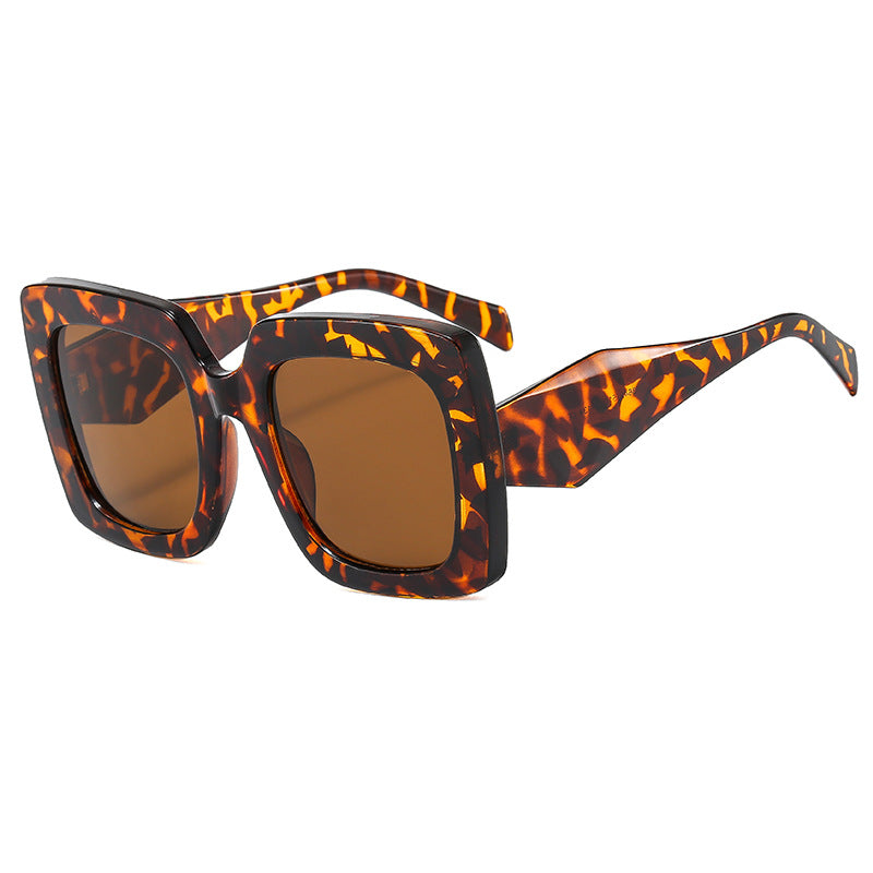 Women's oversized sunglasses in striking square design Stornfield