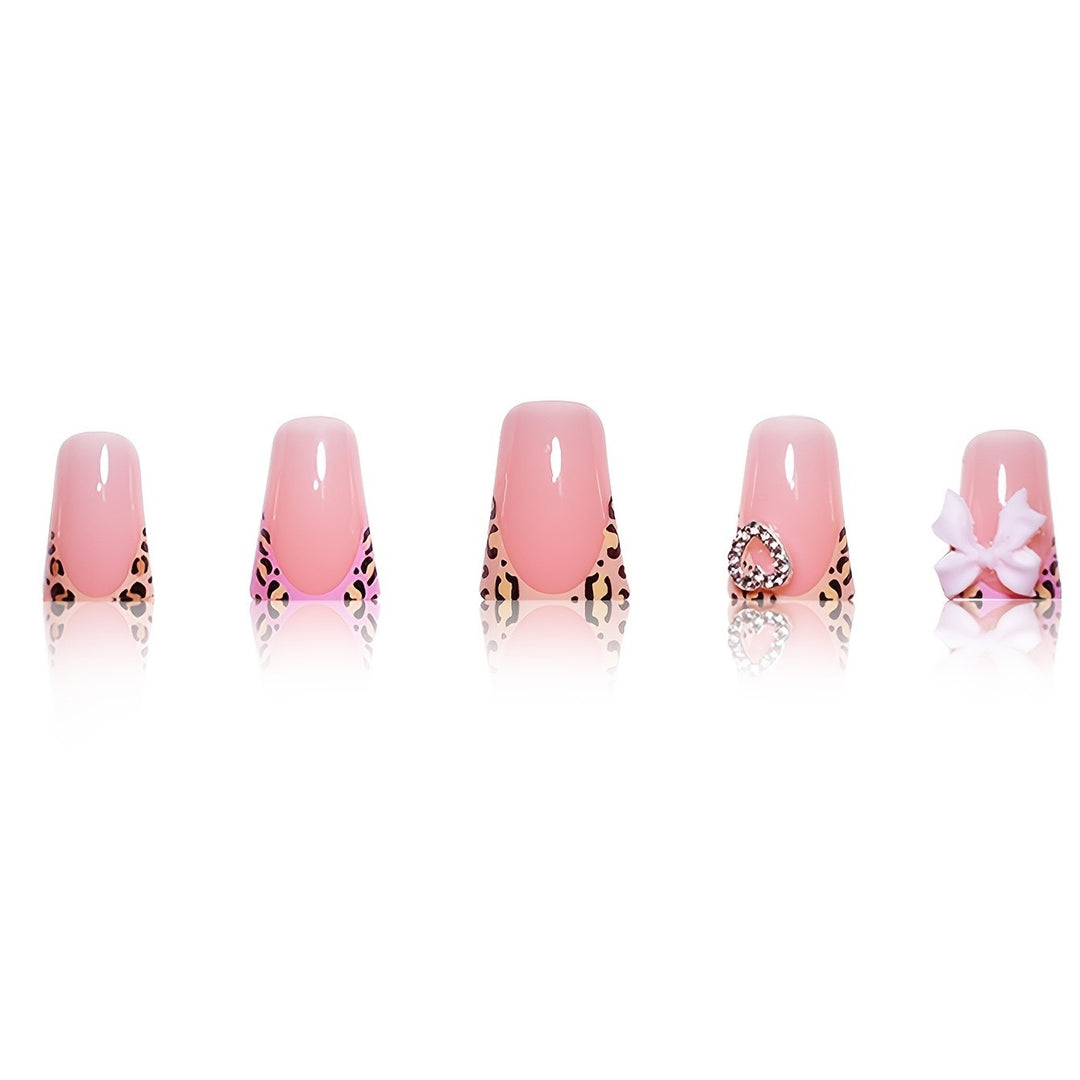 Decorative 3D Nail Art Stornfield