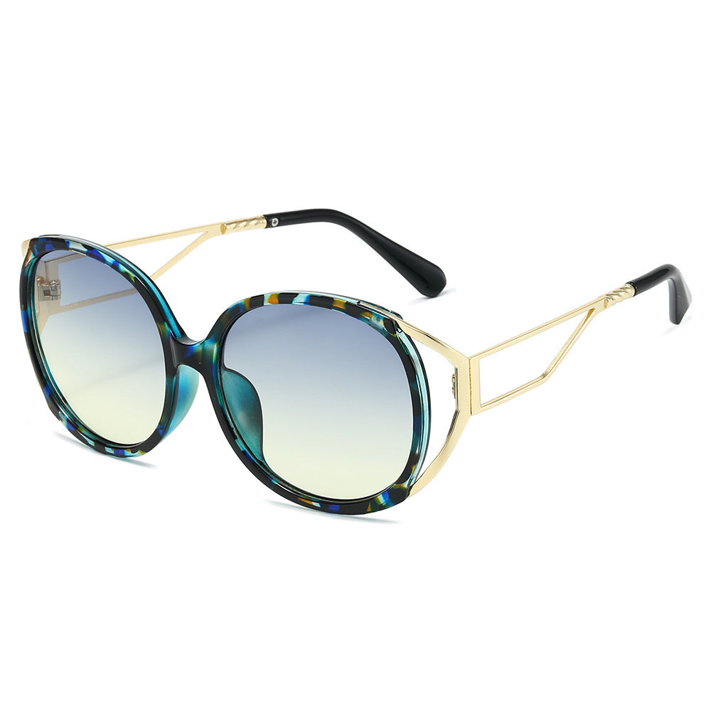 Oversized Fashion-Forward Cat-Eye Sunglasses Stornfield