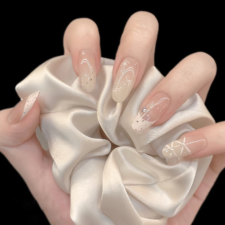 Artistic Press-On Nails with Elegant Design Stornfield