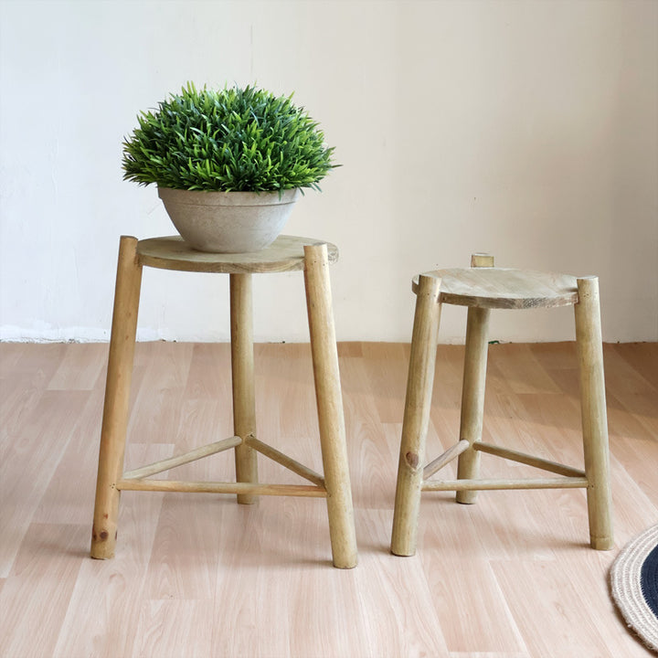 Massive wooden stool Stornfield