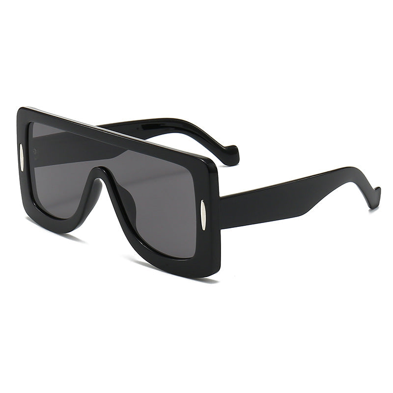 Women's Oversized Sunglasses in Modern Bauhaus Style Stornfield