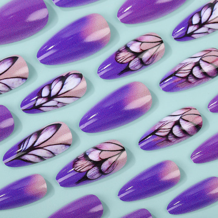 Artificial nails with an elegant floral pattern Stornfield