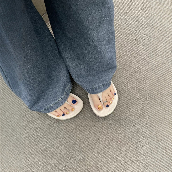 Comfortable Casual Flip Flops
