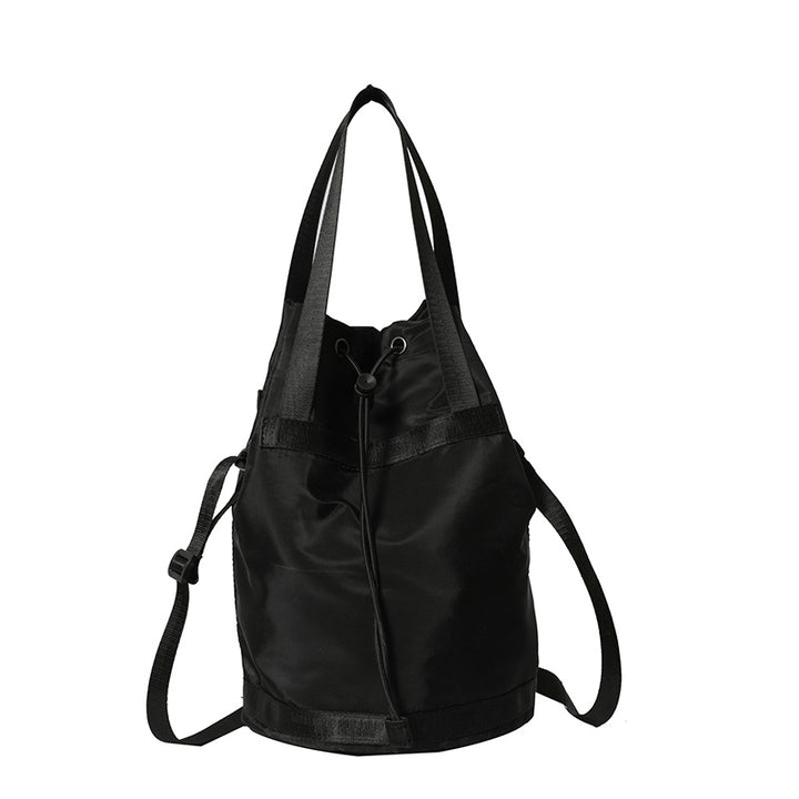Comfortable sports bag with removable shoulder strap Stornfield