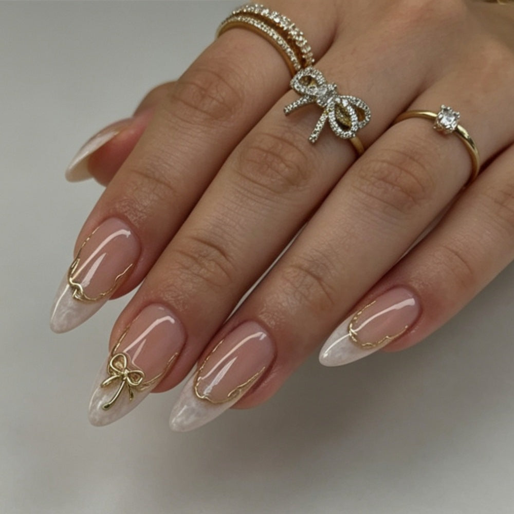 Elegant Artificial Nails in Luxurious Design Stornfield