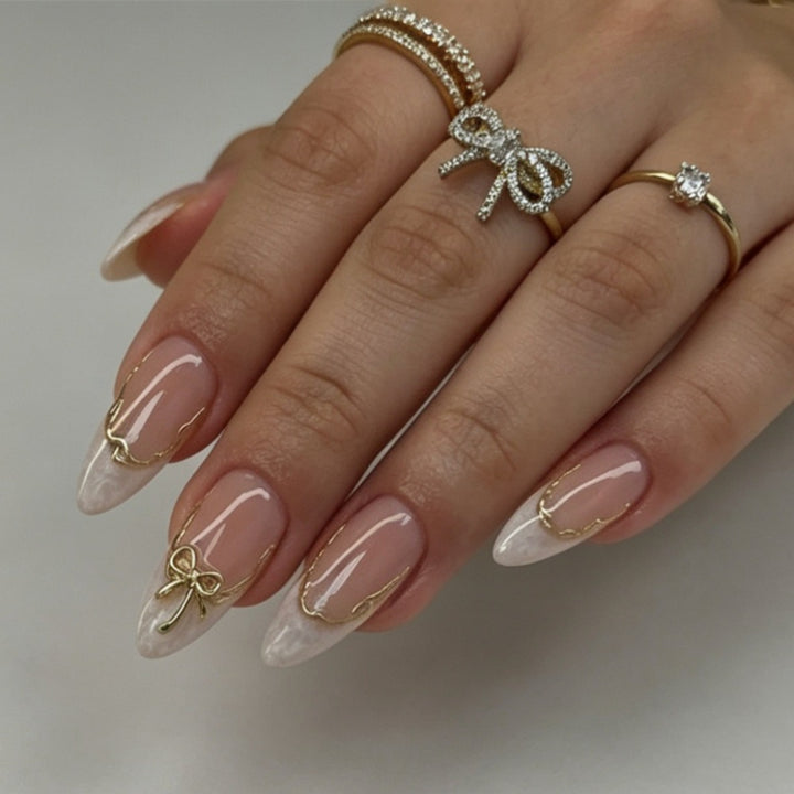 Elegant Artificial Nails in Luxurious Design Stornfield