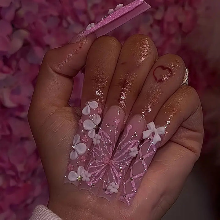 Decorative 3D Floral Press-On Nail Art Stornfield