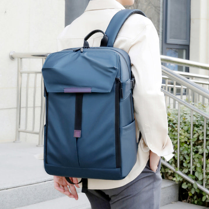 Backpack with Water-Repellent Properties From Stornfield